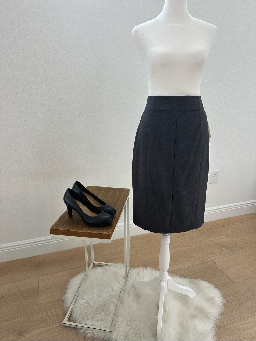 Worthington Heather Gray Pencil Skirt with Subtle Texture